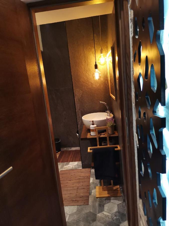 Studio Apartman Black & White Centar Sarajevo Free Parking Exterior foto
